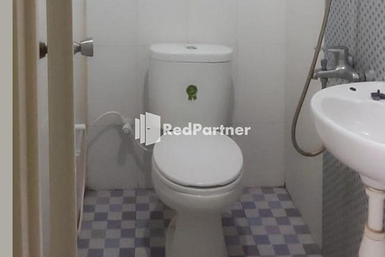 Guest House Anak Raja Pangkalan Bun Syariah Mitra Reddoorz Exteriér fotografie